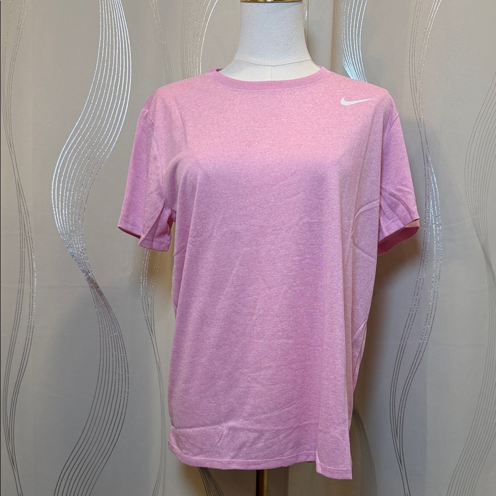 Nike Pink Short Sleeve Athletic Tee with Swoosh NEW Size M Retails $30